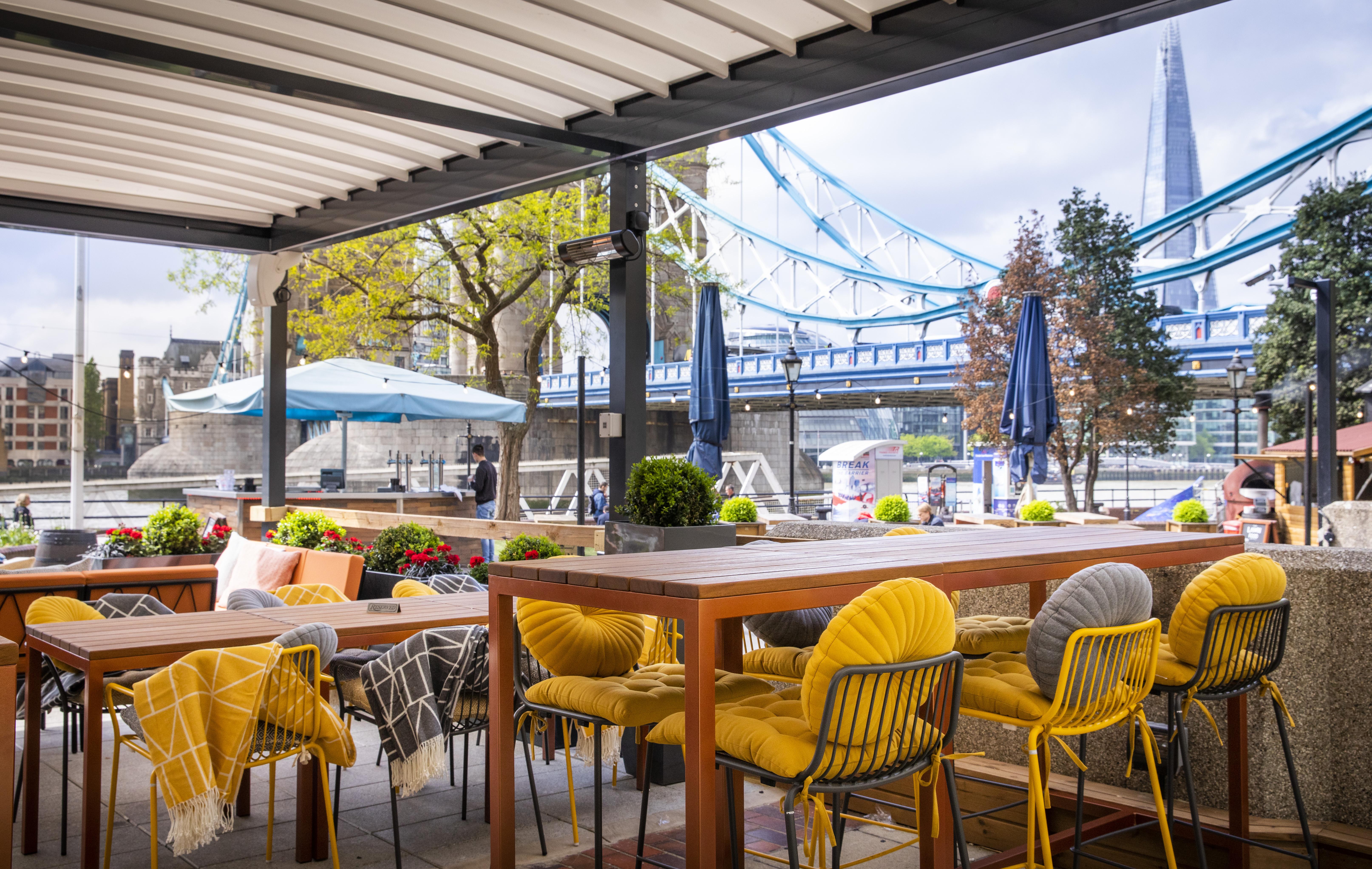 The Tower Hotel, By Thistle 4* Londra