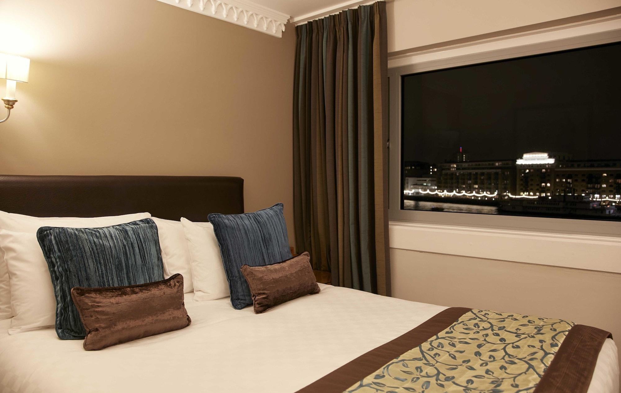 Hotel The Tower Hotel, By Thistle Londra